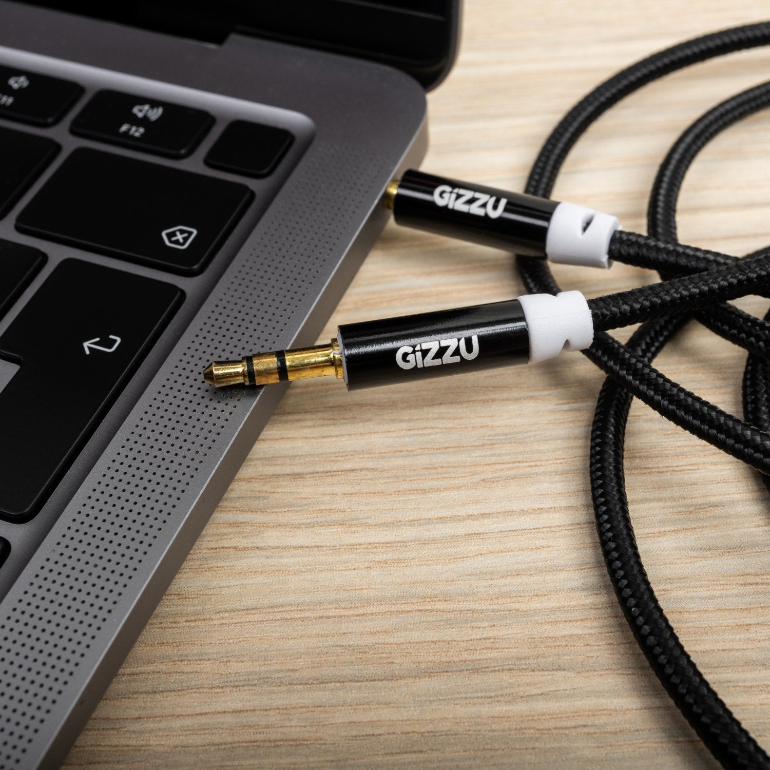 Gizzu 3.5mm AUX Cable 2m – Black Gizzu